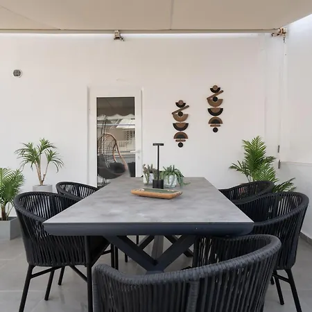 Seven Hills, Boutique Apartments-2